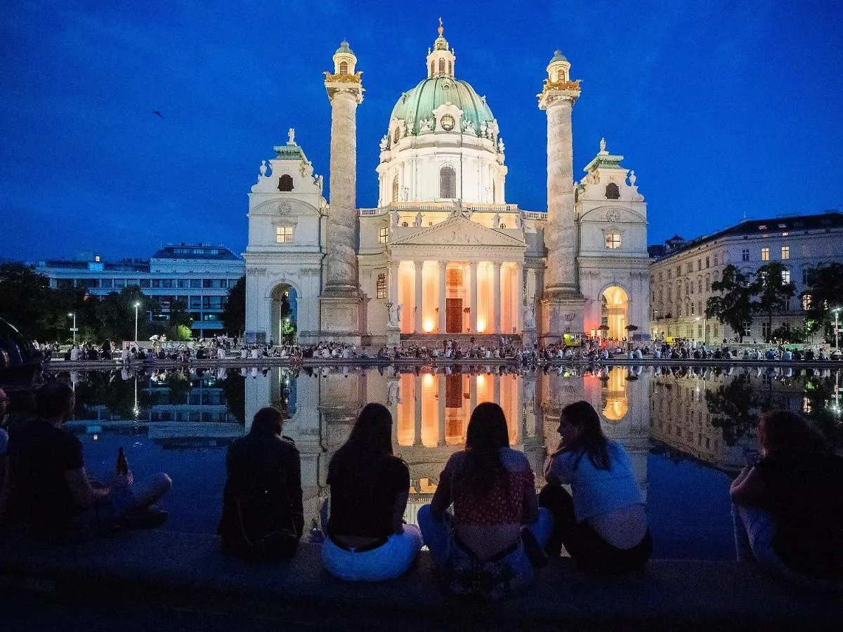 Operngasse-Karlsplatz Apartment Vienna Austria